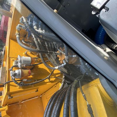Yanmarエンジンを搭載する8トンの掘削機