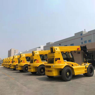 9メートルの望遠鏡のフォークリフトのTelehandler 5ton望遠鏡ブームの扱う人