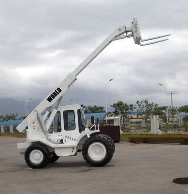 4車輪ドライブEPAディーゼル機関の望遠鏡の扱う人2.5Tの負荷望遠鏡のフォークリフト4WD Telehandler