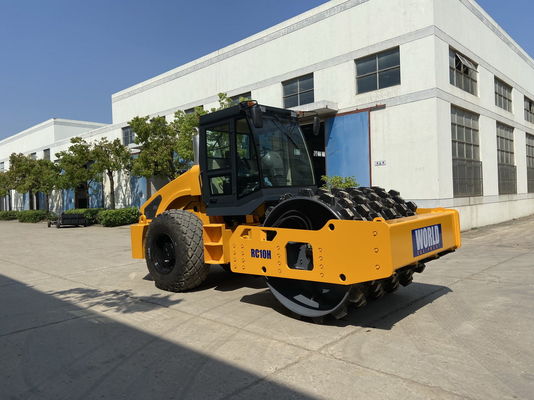 高静的線形負荷280N/Cmを持つ舗装建設の振動式ロードローラー