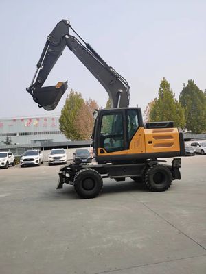 YUCHAI/YC4D125 エンジン駆動の車輪ミニ掘削機 作業重量15300kg