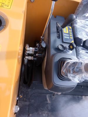 レベル3/ステージ3 ミニクローラー掘削機 最大腕掘削力10.5KN