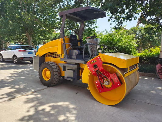 シングルホイール 振動式ローラー 4トン 4.5トン 5トン 道路建設機械 ミニコンパクター