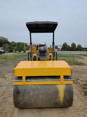 シングルホイール 振動式ローラー 4トン 4.5トン 5トン 道路建設機械 ミニコンパクター