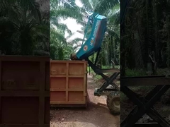 パーム油のトラクター